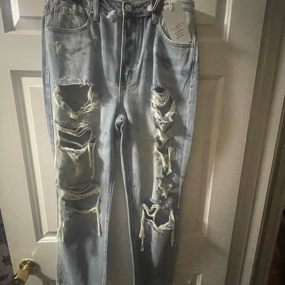 Risen Jeans